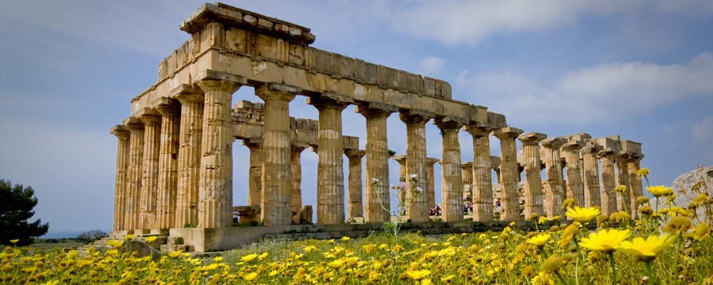 Sicily Selinunte Temple (creative commons wallpaper)